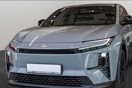 Toyota C-HR 7.500 km 36.990 &euro; Hamburg 22529