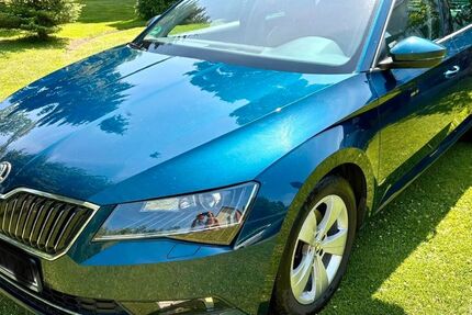 Skoda Superb 169.988 km 12.500 &euro; Wandsbek 22149