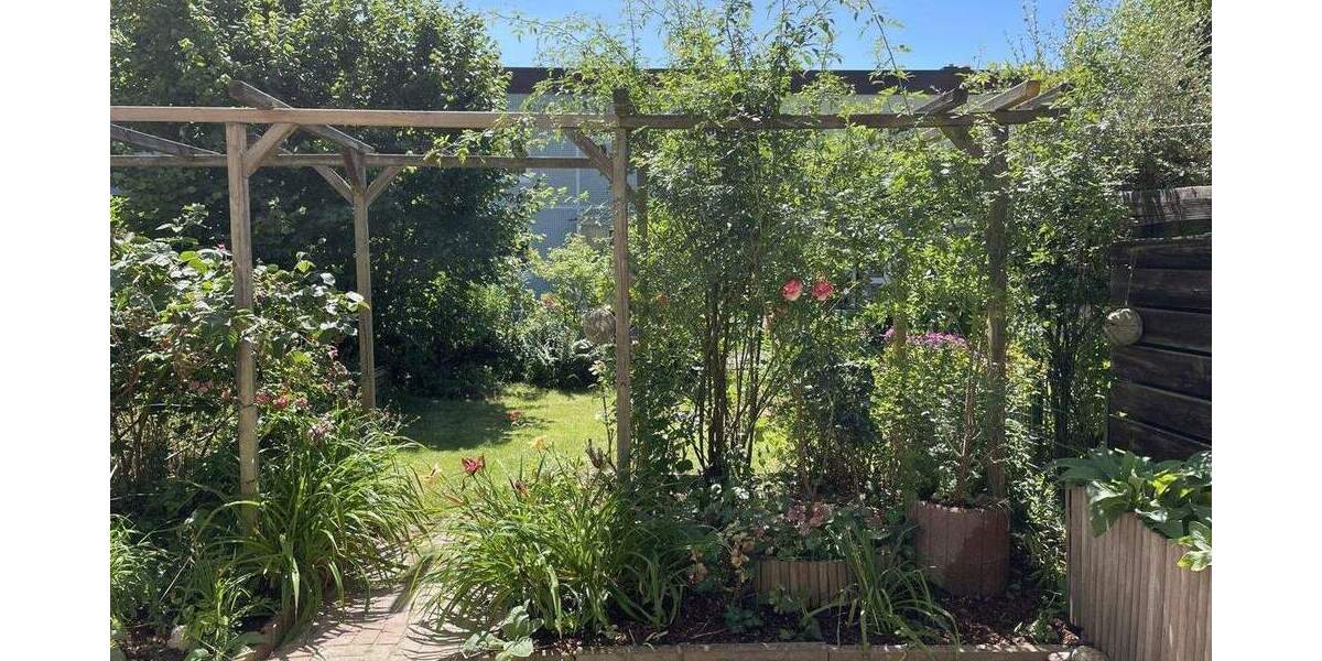 Reihenmittelhaus Reinbek - 4 Zimmer, 90 m&sup2;, 398.000&euro; | Angebot:25778507