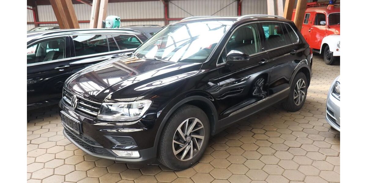 VW Tiguan 96.161 km 17.890 &euro; Norderstedt 22844