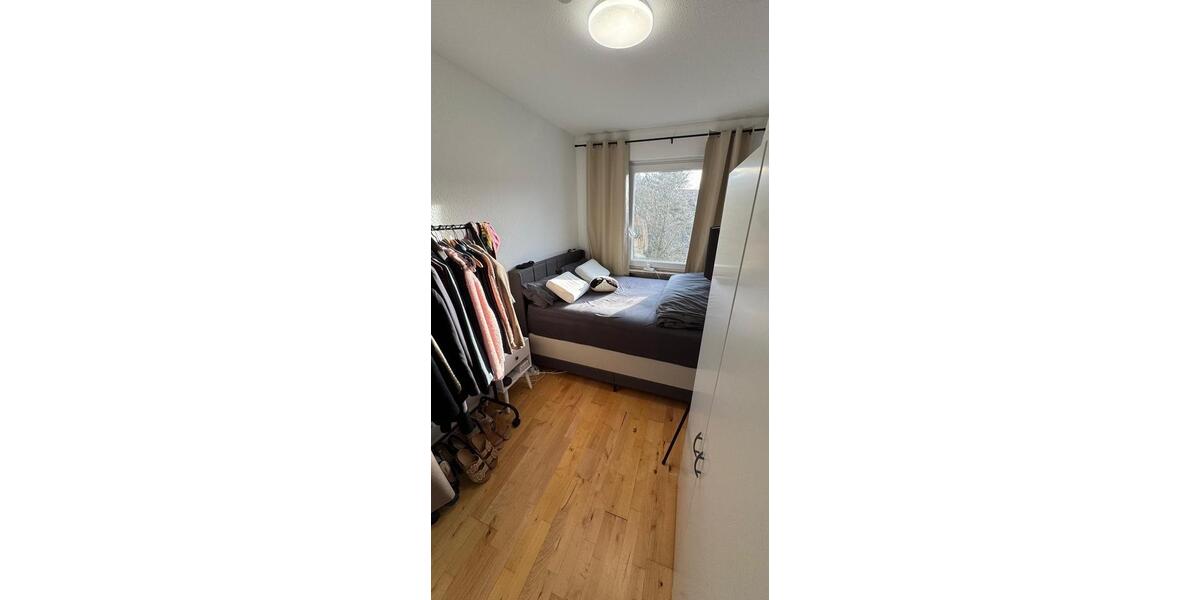 Dachgeschoßwohnung Hamburg Barmbek-Süd - 2 Zimmer, 55 m&sup2;, 1.700&euro; | Angebot:25634445