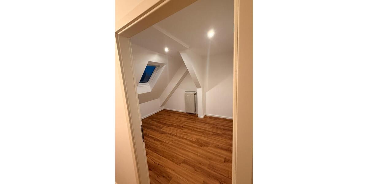 Etagenwohnung Pinneberg - 2 Zimmer, 47 m&sup2;, 155.000&euro; | Angebot:25360998