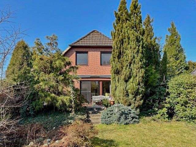 Einfamilienhaus Reinbek - 4 Zimmer, 108 m&sup2;, 375.000&euro; | Angebot:25980265