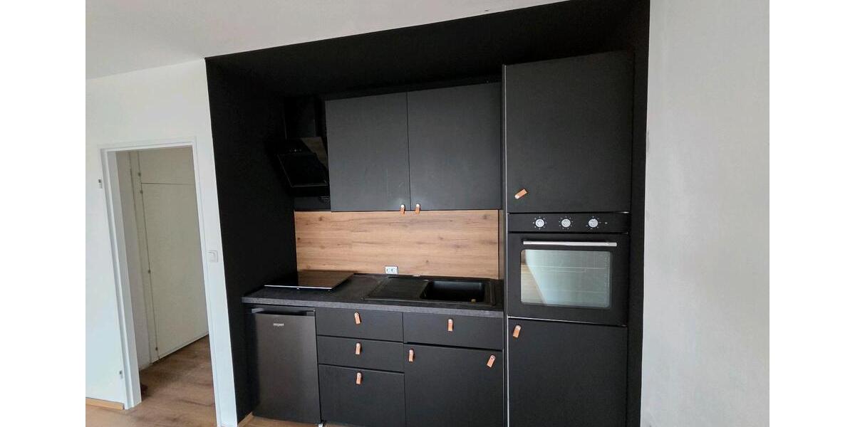 Etagenwohnung Hamburg Altona - 1 Zimmer, 33 m&sup2;, 899&euro; | Angebot:25428295