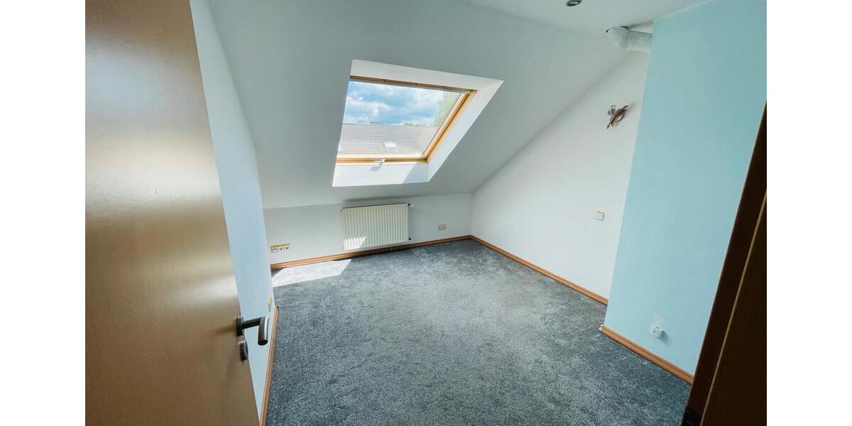 Reihenhaus Norderstedt Friedrichsgabe - 4 Zimmer, 100 m&sup2;, 1.600&euro; | Angebot:25546950