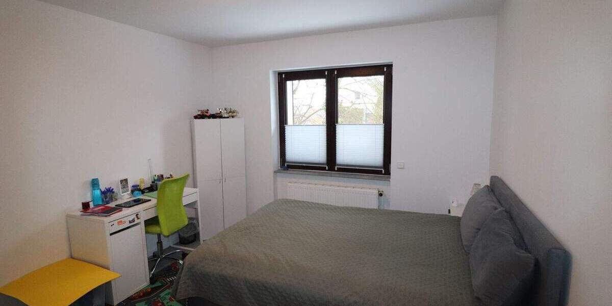 Einfamilienhaus Groß Niendorf - 7 Zimmer, 215 m&sup2;, 695.000&euro; | Angebot:25769322