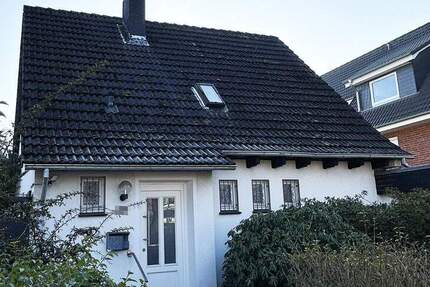 Haus Hamburg Alsterdorf - 3 Zimmer, 82 m&sup2;, 300.000&euro; | Angebot:25670012