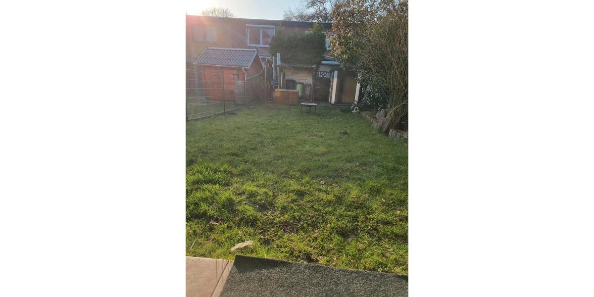 Reihenhaus Hamburg Wandsbek - 3 Zimmer, 99 m&sup2;, 400.000&euro; | Angebot:25611810