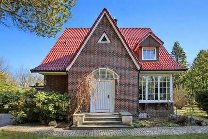 Haus Hamburg-Wohldorf-Ohlstedt Ohlstedt - 6 Zimmer, 230 m&sup2;, 1.475.000&euro; | Angebot:26052041