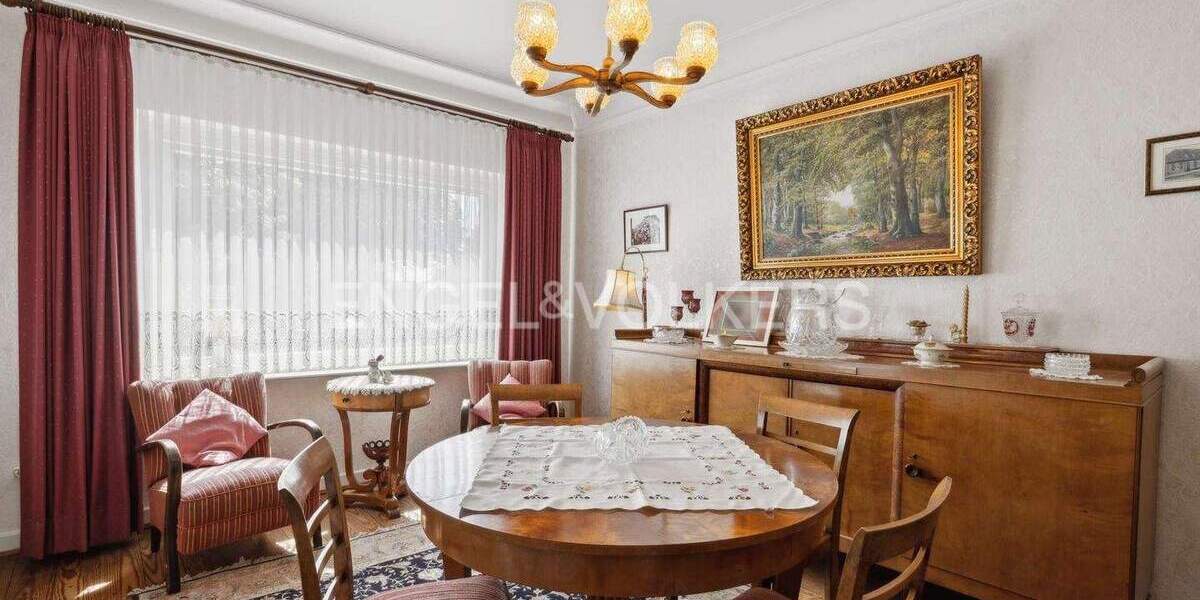 Einfamilienhaus Norderstedt Garstedt - 8 Zimmer, 180 m&sup2;, 599.000&euro; | Angebot:25701582