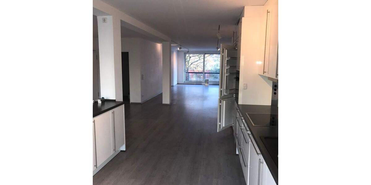 Etagenwohnung Hamburg Uhlenhorst - 3 Zimmer, 121 m&sup2;, 2.600&euro; | Angebot:25778932