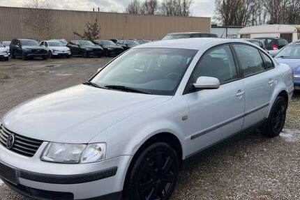 VW Passat 169.536 km 1.425 &euro; Elmshorn 25337
