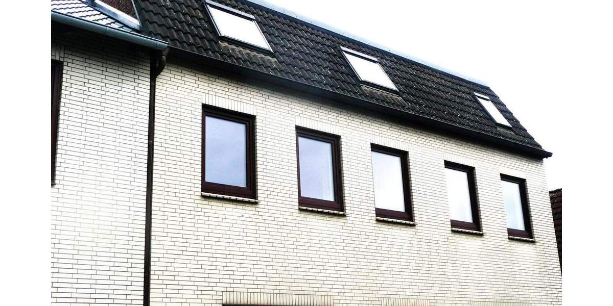 Mehrfamilienhaus, Wohnhaus Barmstedt - 5 Zimmer, 152 m&sup2;, 295.000&euro; | Angebot:25814978