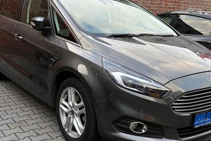 Ford S-Max 90.000 km 16.250 &euro; Bad Oldesloe 23843