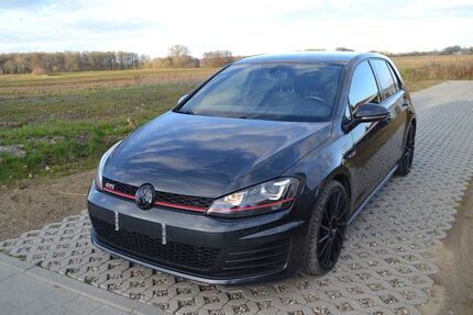 VW Golf 142.547 km 16.000 &euro; Wakendorf I 23845