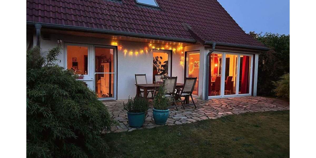 Einfamilienhaus Bad Bramstedt - 8 Zimmer, 201 m&sup2;, 595.000&euro; | Angebot:25722298