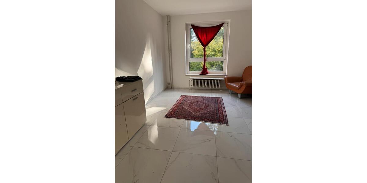 Etagenwohnung Hamburg Wandsbek - 2 Zimmer, 76 m&sup2;, 295.000&euro; | Angebot:25923810