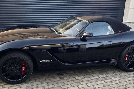 Dodge Viper 64.008 km 41.990 &euro; Hamburg 22043