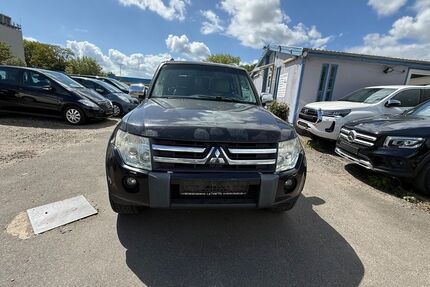 Mitsubishi Pajero 203.281 km 4.999 &euro; hamburg 20539