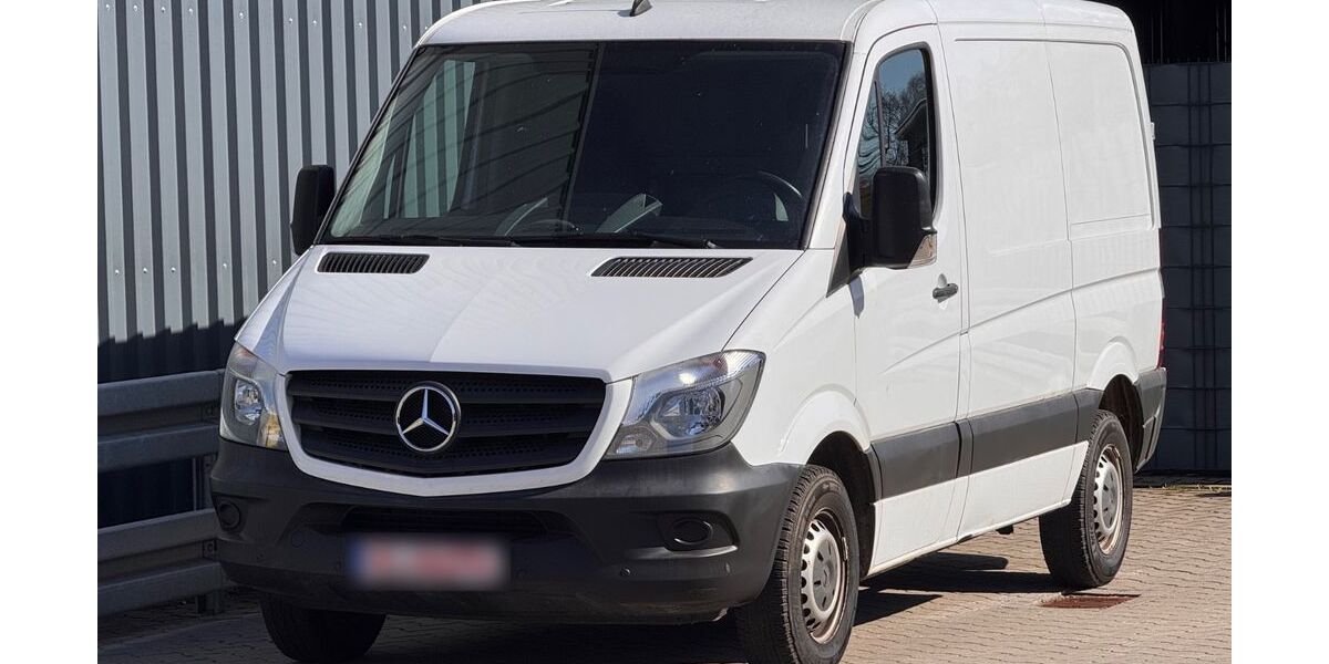 Mercedes-Benz Sprinter 158.000 km 11.890 &euro; Hamburg 22113