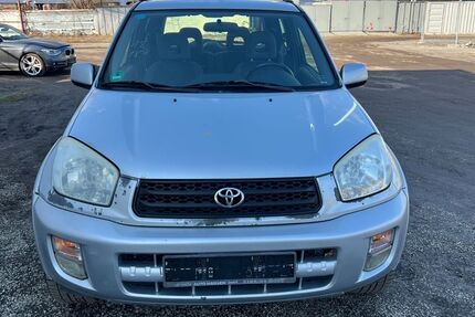 Toyota RAV 4 167.213 km 2.990 &euro; Hamburg 22113