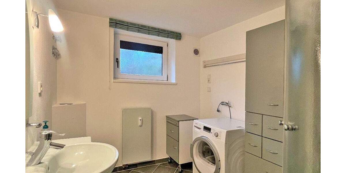 Etagenwohnung Hamburg Wellingsbüttel - 4 Zimmer, 165 m&sup2;, 2.550&euro; | Angebot:25851714