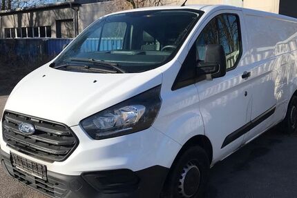 Ford Transit Custom 270.000 km 6.990 &euro; Hamburg 22767