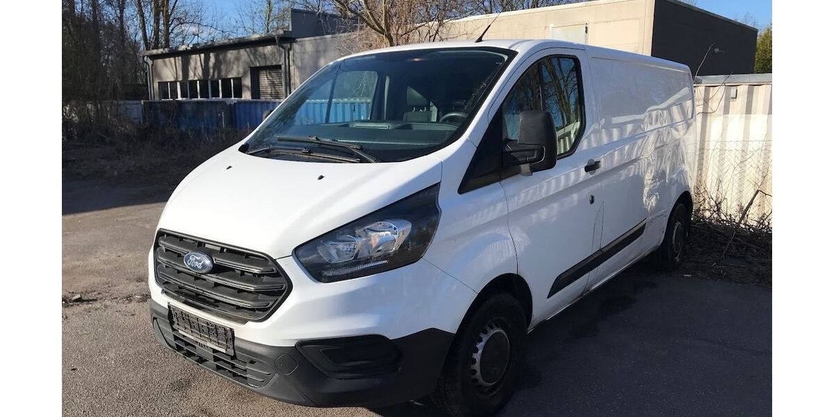 Ford Transit Custom 270.000 km 6.990 &euro; Hamburg 22767
