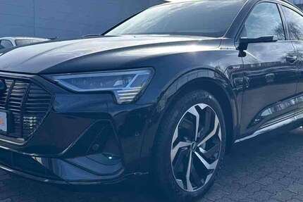 Audi e-tron 19.237 km 31.950 &euro; Hamburg 22047