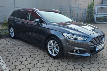 Ford Mondeo 215.081 km 10.990 &euro; Henstedt Ulzburg 24558