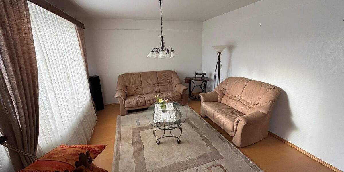 Mehrfamilienhaus, Wohnhaus Heist - 8 Zimmer, 214 m&sup2;, 495.000&euro; | Angebot:25742353