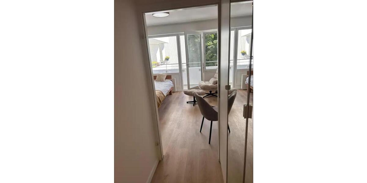 Etagenwohnung Hamburg Winterhude - 1 Zimmer, 25 m&sup2;, 990&euro; | Angebot:25918954