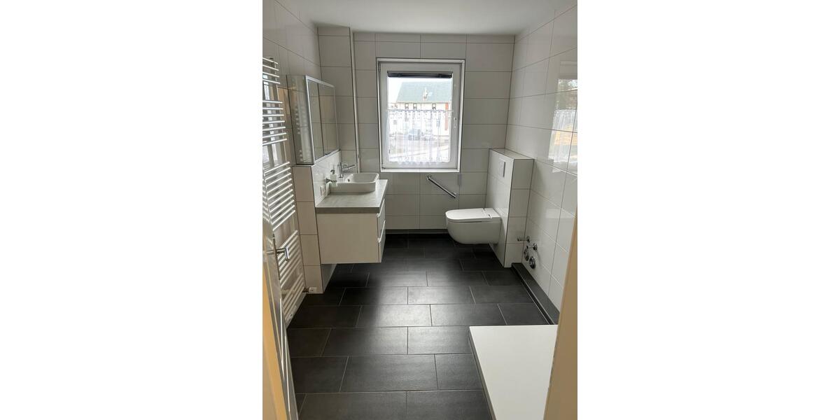 Etagenwohnung Sievershütten - 3.5 Zimmer, 82 m&sup2;, 1.150&euro; | Angebot:25937066