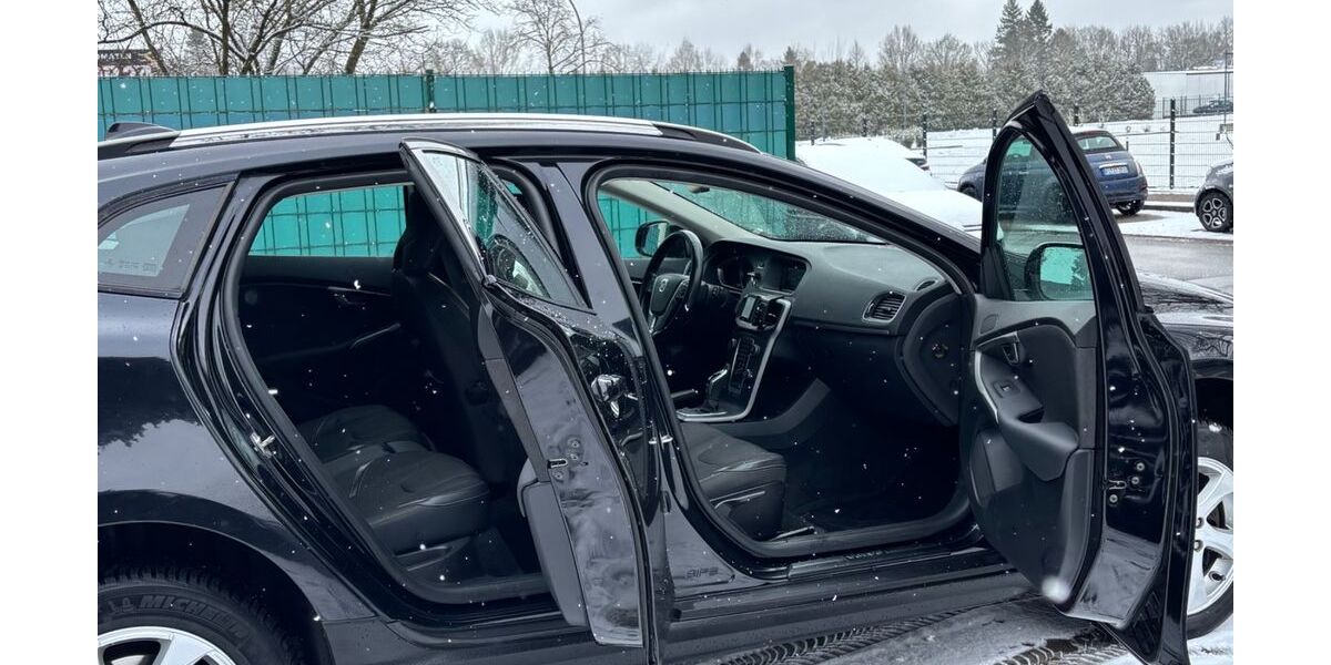 Volvo V40 220.000 km 6.500 &euro; Rellingen 25462