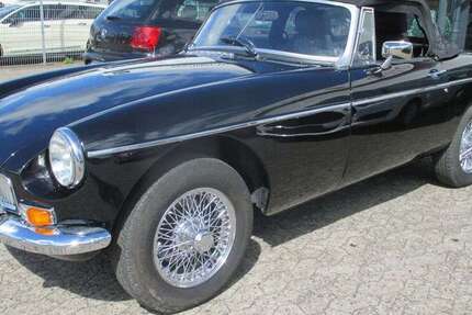 MG B 2.984 km 17.990 &euro; Hamburg 22045