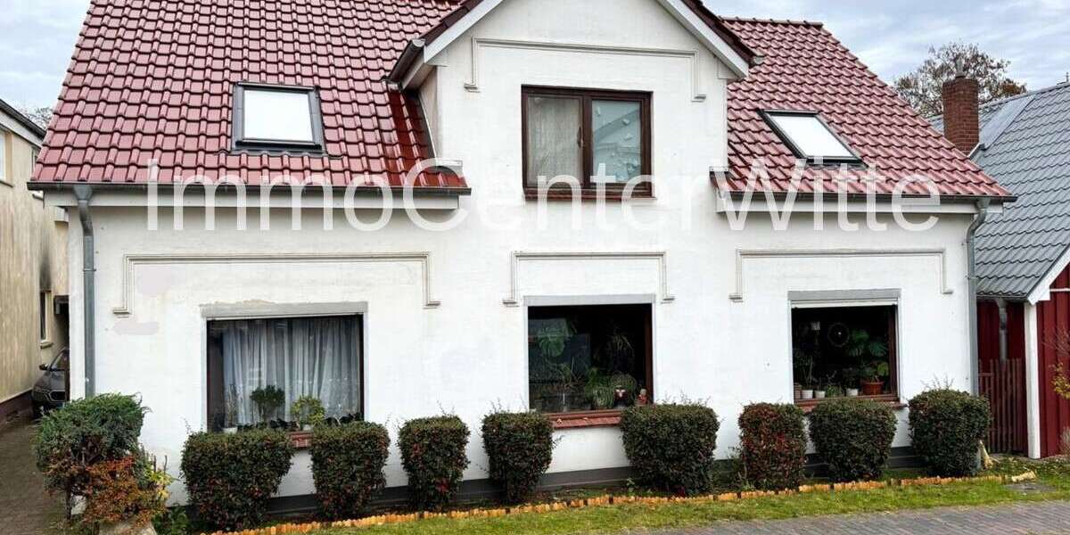 Einfamilienhaus Pinneberg - 10 Zimmer, 264 m&sup2;, 580.000&euro; | Angebot:23687254