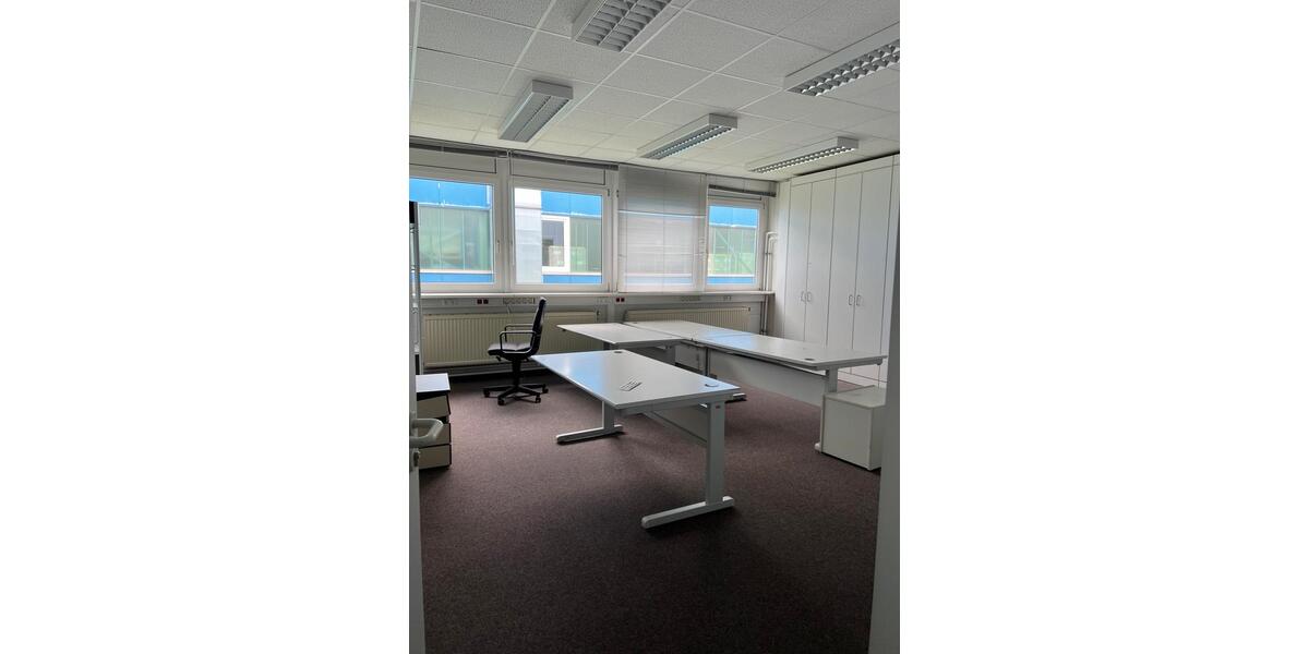 Gewerbeobjekt Hoisdorf - 8&euro; | Angebot:25286180