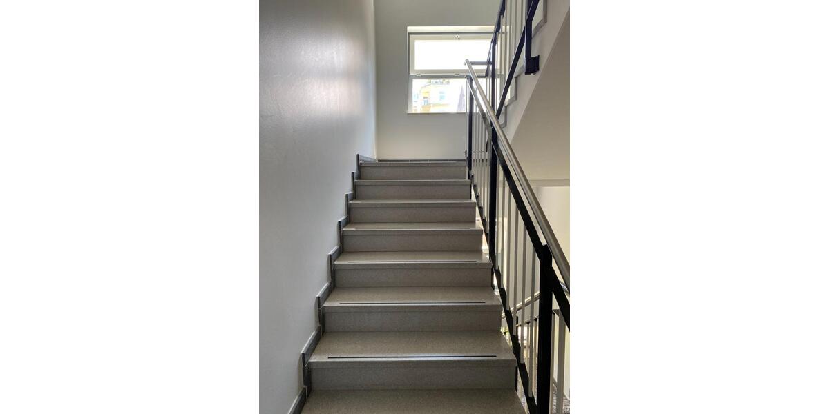 Etagenwohnung Hamburg Altstadt - 3 Zimmer, 122 m&sup2;, 2.590&euro; | Angebot:25546486