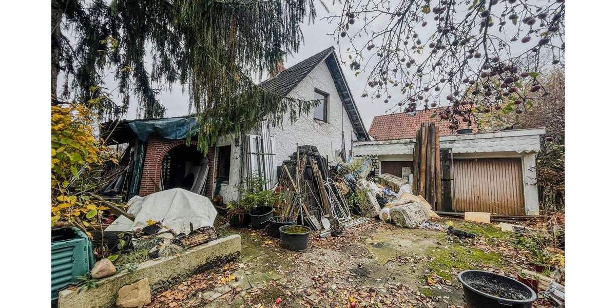 Doppelhaushälfte Hamburg Langenhorn - 3 Zimmer, 127 m&sup2;, 125.000&euro; | Angebot:25679203