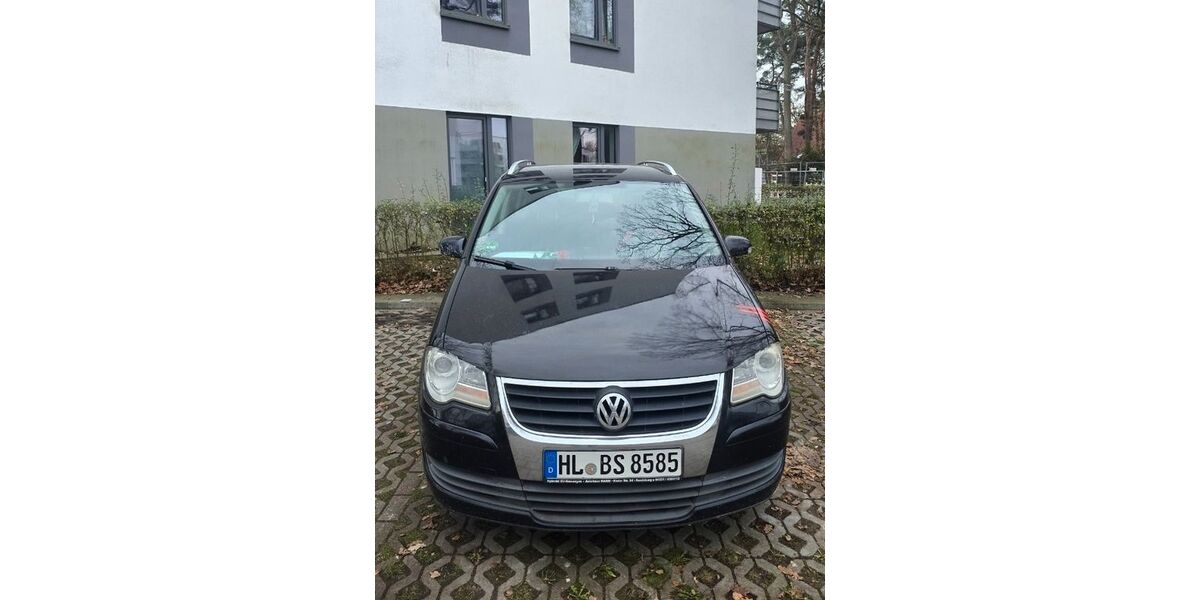 VW Touran 307.000 km 2.100 &euro; Hamburg 22559