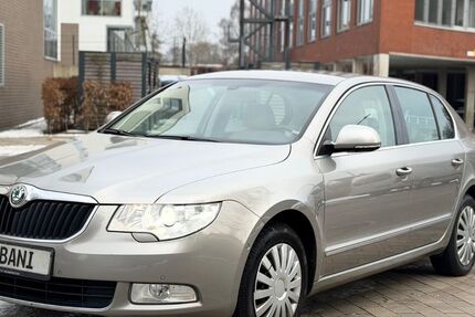 Skoda Superb 178.000 km 6.990 &euro; Norderstedt 22848