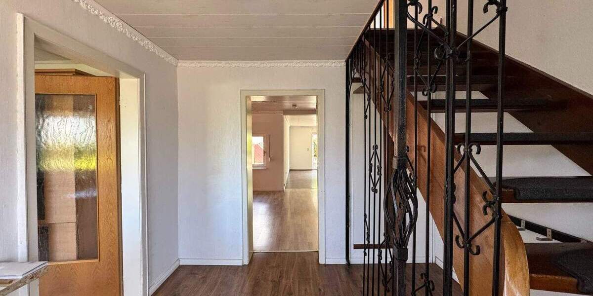 Mehrfamilienhaus, Wohnhaus Kaltenkirchen - 9 Zimmer, 285 m&sup2;, 770.000&euro; | Angebot:25729679