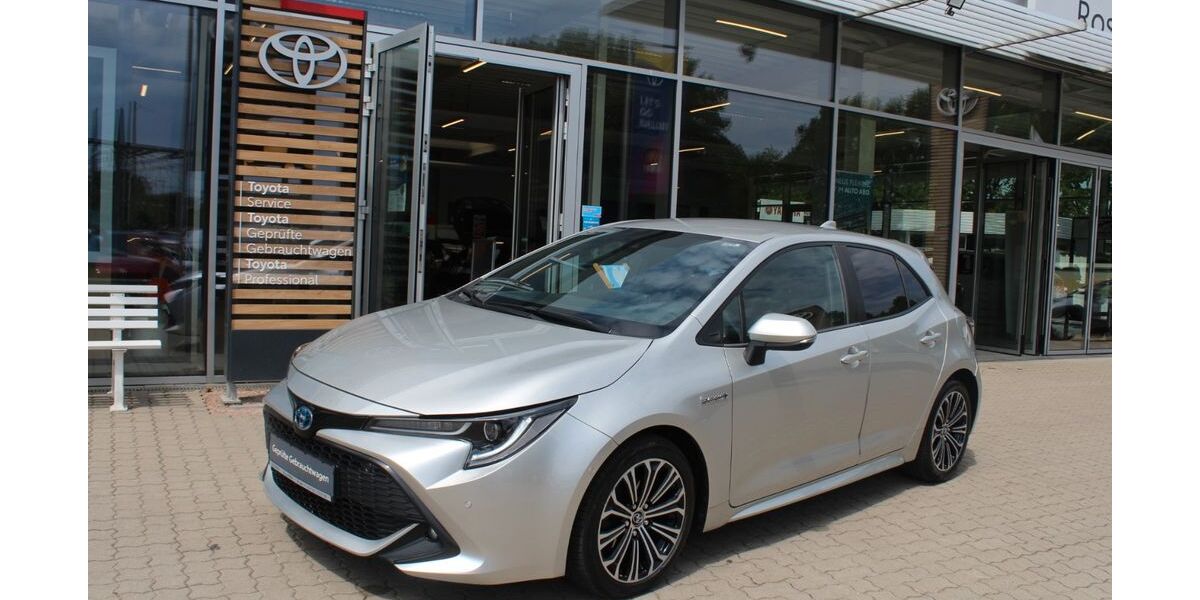 Toyota Corolla 65.754 km 17.990 &euro; Wedel 22880
