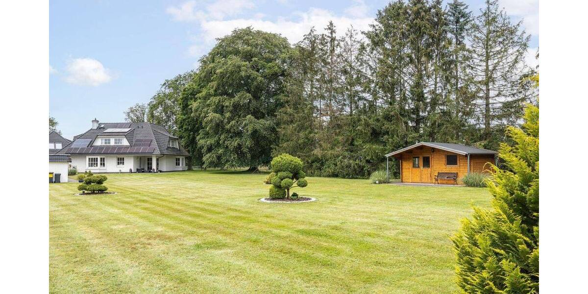 Einfamilienhaus Norderstedt Glashütte - 8 Zimmer, 287 m&sup2;, 1.390.000&euro; | Angebot:25779494