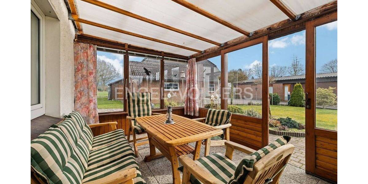 Einfamilienhaus Schmalfeld - 4 Zimmer, 129 m&sup2;, 249.000&euro; | Angebot:26044366