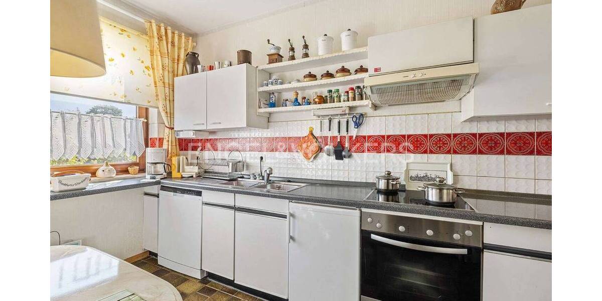 Reihenmittelhaus Henstedt-Ulzburg Ulzburg - 4 Zimmer, 94 m&sup2;, 240.000&euro; | Angebot:25837596