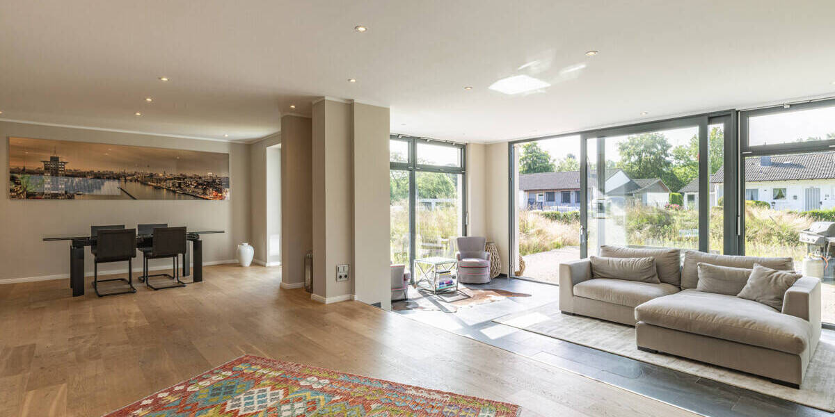 Einfamilienhaus Quickborn - 7 Zimmer, 252 m&sup2;, 830.000&euro; | Angebot:25662628