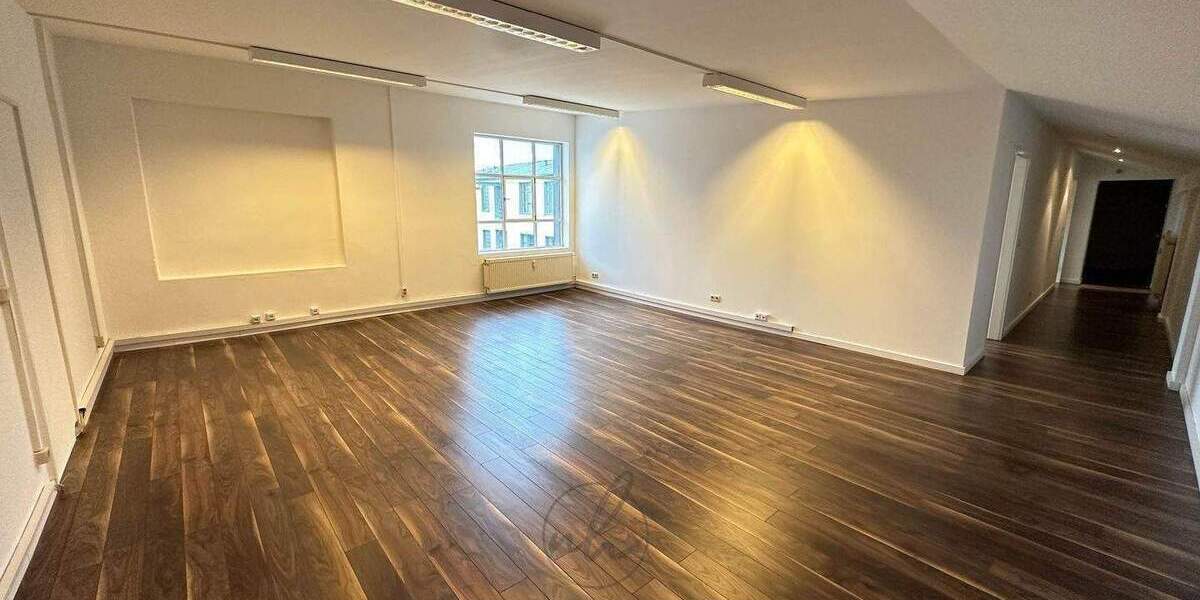 Gewerbeobjekt Hamburg Wandsbek - 4 Zimmer, 145 m&sup2;, 1.450&euro; | Angebot:25910360