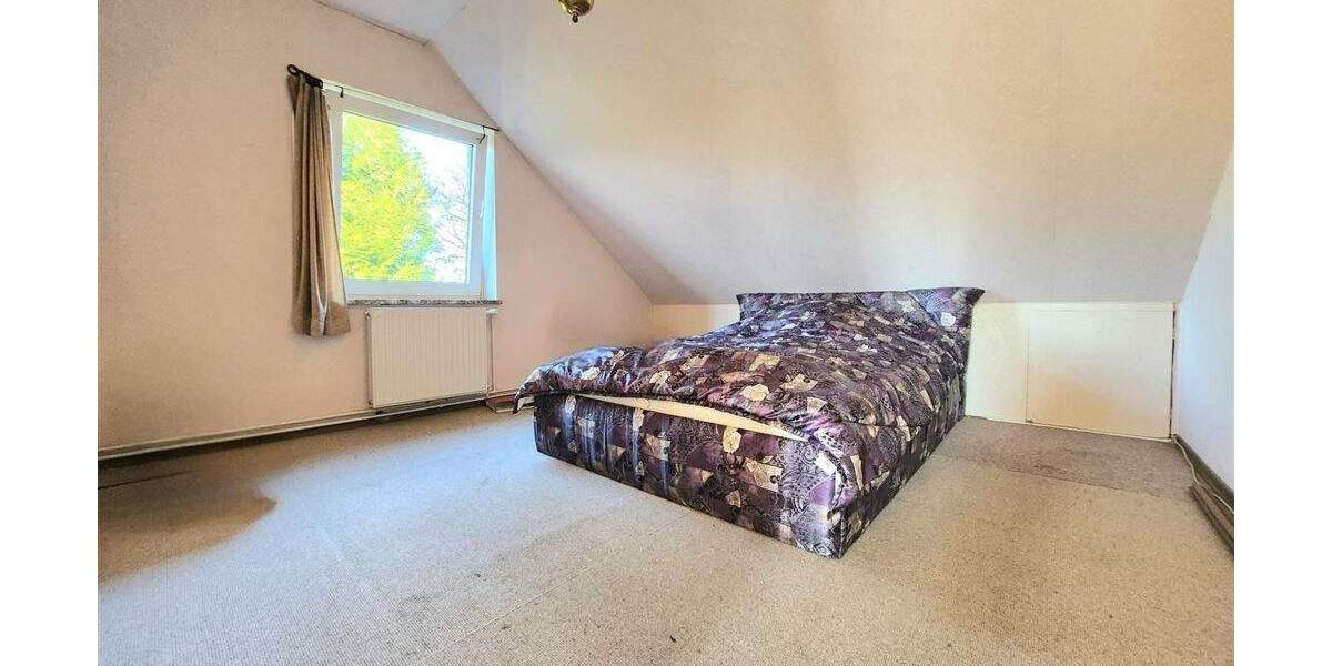 Etagenwohnung Nahe - 6 Zimmer, 145 m&sup2;, 299.000&euro; | Angebot:25682395