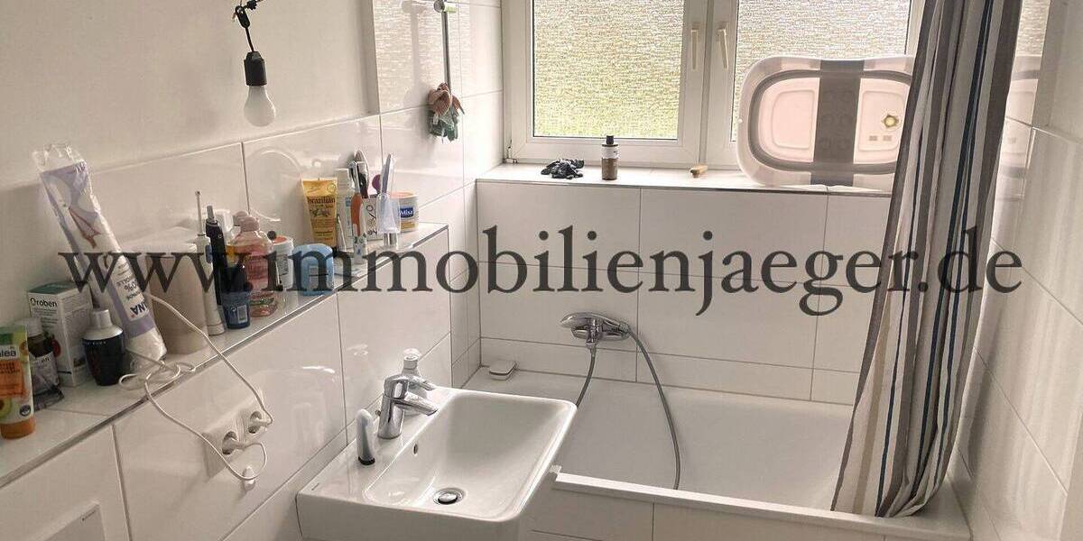 Etagenwohnung Hamburg Farmsen-Berne - 3 Zimmer, 71 m&sup2;, 998&euro; | Angebot:26044102